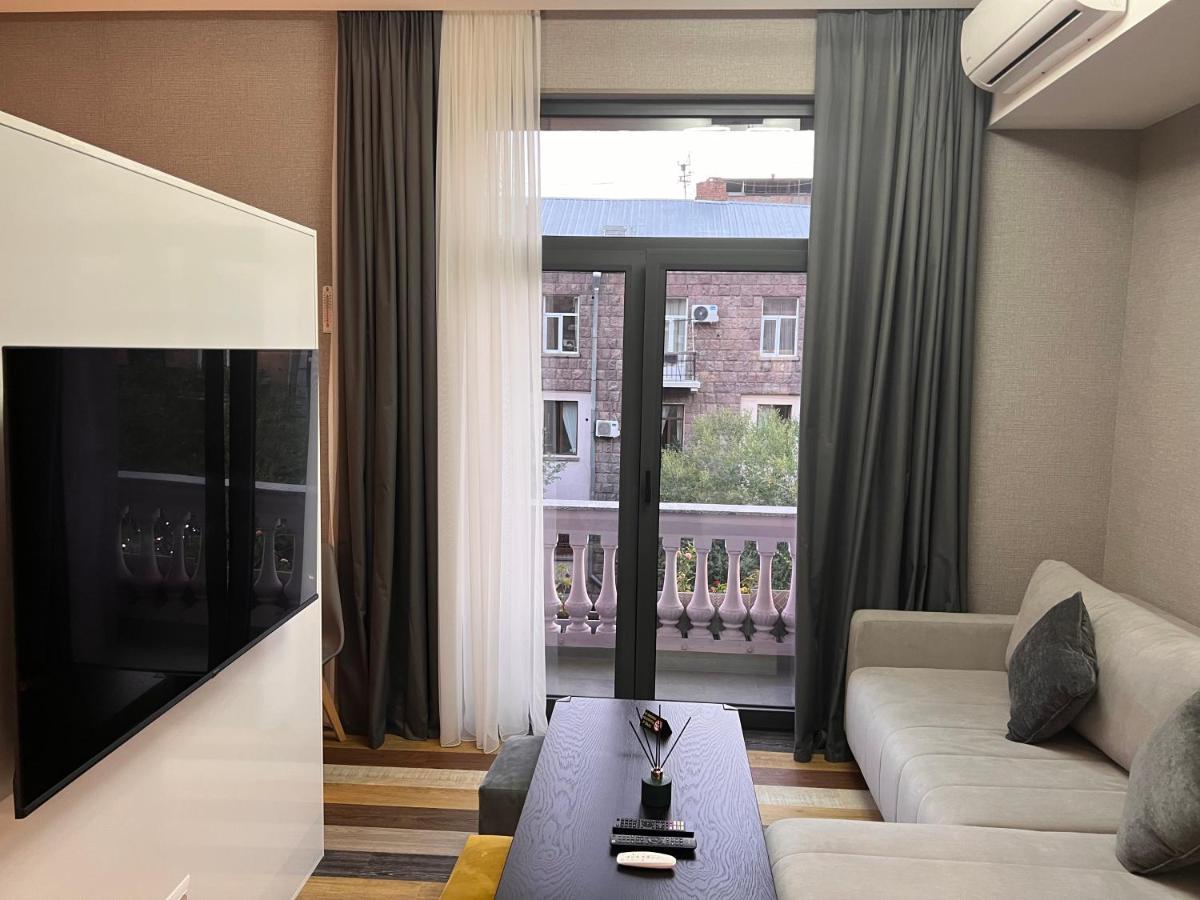Tumanyan Apartments Yerevan Ngoại thất bức ảnh